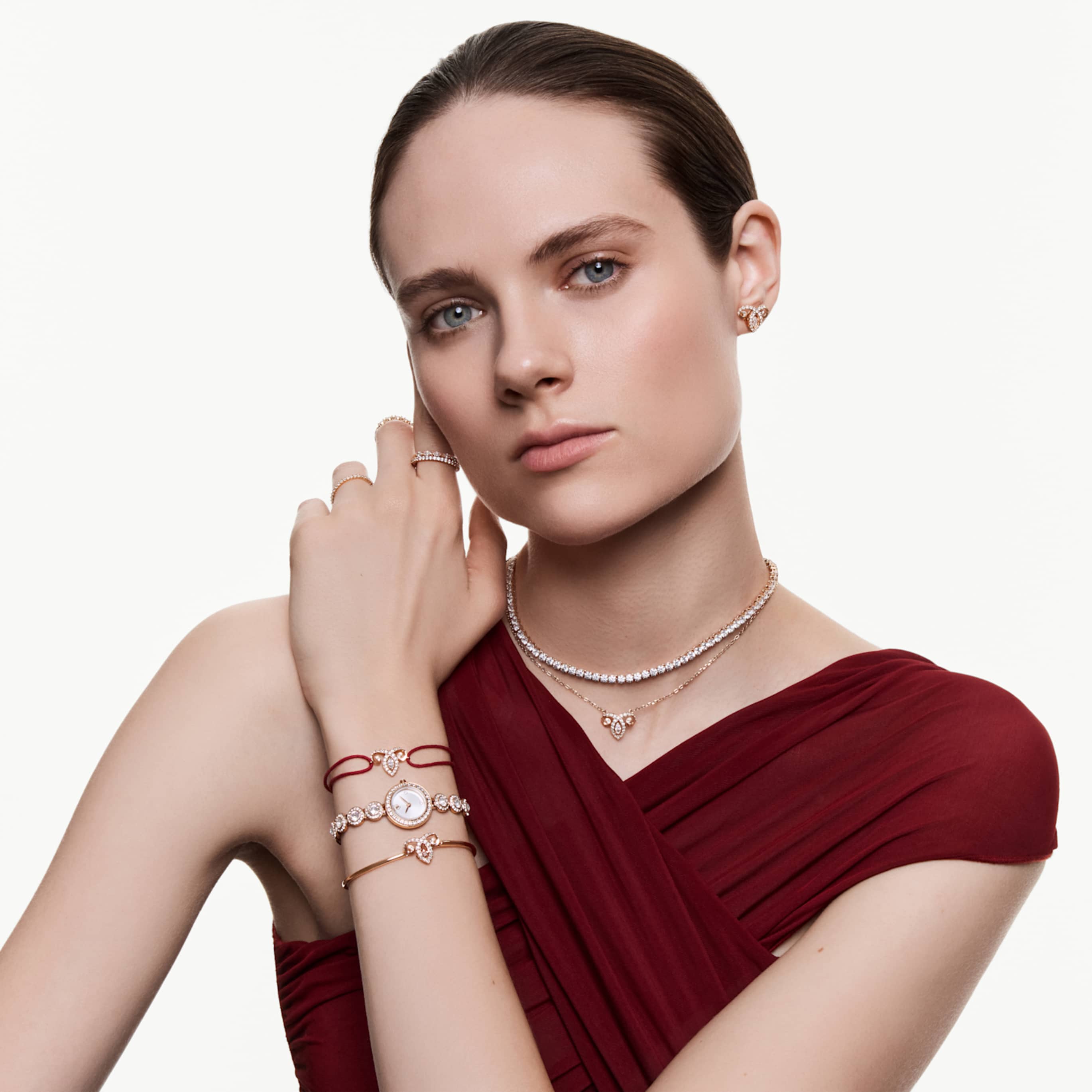 Swarovski Matrix Vittore ring Round cut, White, 18K gold finish